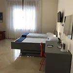 فندق مبيت وإفطار Napoli City Inn نابولي