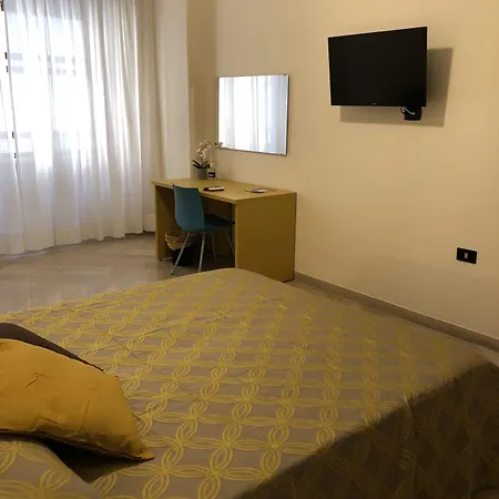 Napoli City Inn فندق مبيت وإفطار 4*
