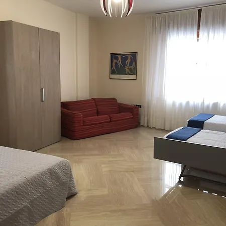 فندق مبيت وإفطار Napoli City Inn نابولي