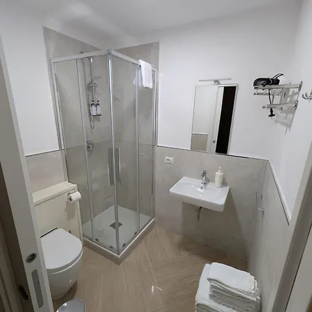 Napoli City Inn 4*